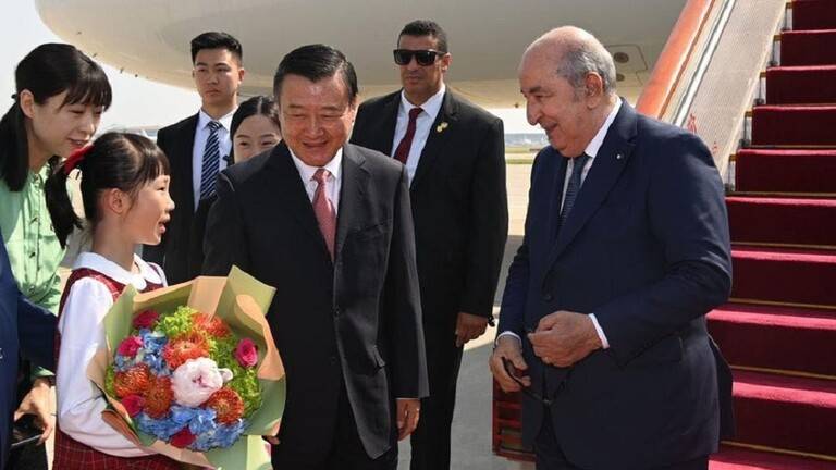 تبون في الصين في زيارة رسمية