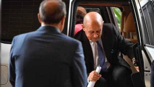 لودريان اجتمع مع بري
وتيمور جنبلاط والجميل ومعوض