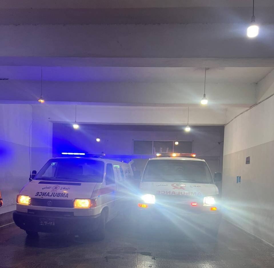 جرح 4 أشخاص بينهم طفلتان بحادث سير في صور