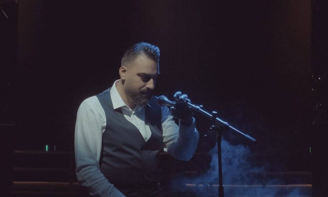 "نيالي فيها" لشادي نادر تحقق مئات آلاف المشاهدات بعد أيام على اطلاقها