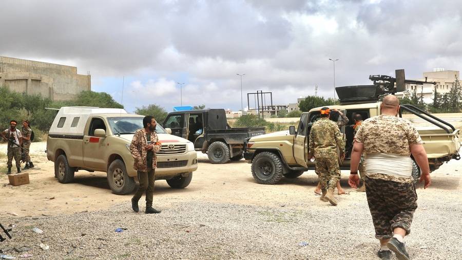 السودان: انسداد أفق الحل السياسي والجيش يقترب من قصر الرئاسة