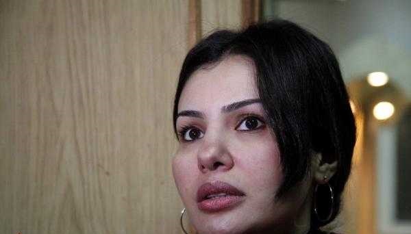 شاهد دينا فؤاد بدون ماكياج