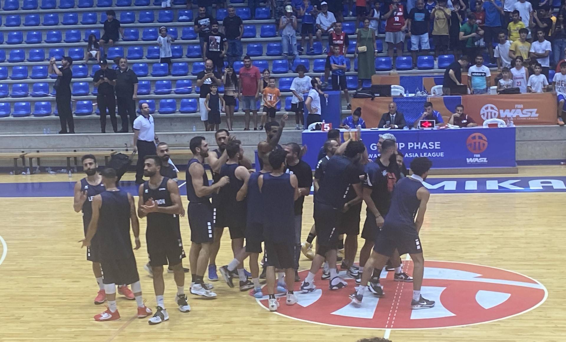 لبنان يجدّد الفوز على ايران (81-77)
ولاعبو وطن الأرز صفقوا طويلاً للجمهور