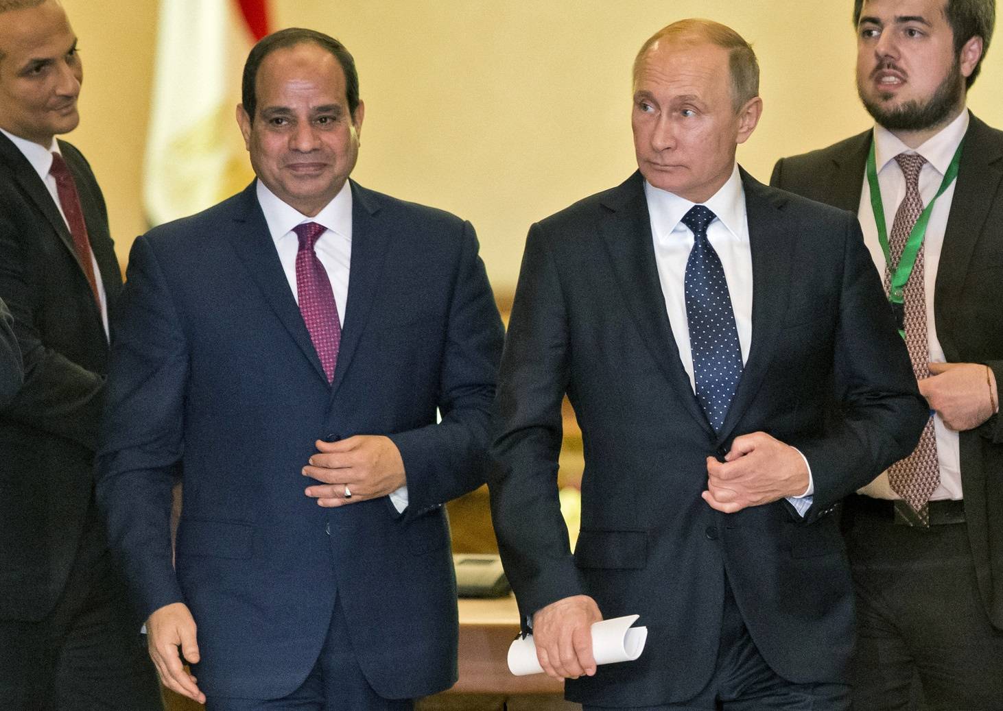 "العلاقات بين روسيا ومصر تعززت"... لقاء بين بوتين والسيسي في سان بطرسبرغ