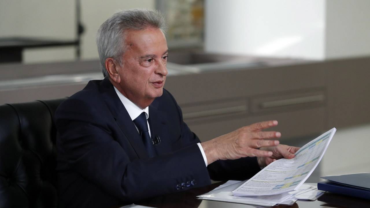 "في 31 تموز ستنتهي ولايتي في حاكمية مصرف لبنان... وهذا الأمر محسوم"
رياض سلامة: لا أريد أن ألغي منصّة صيرفة ... جعلت "المركزي" لاعباً أساسياً في السوق
أنجزنا كل ما طُلب منا من صندوق النقد بدءاً من التدقيق في الموجودات ومرورًا بتنفيذ الإصلاح