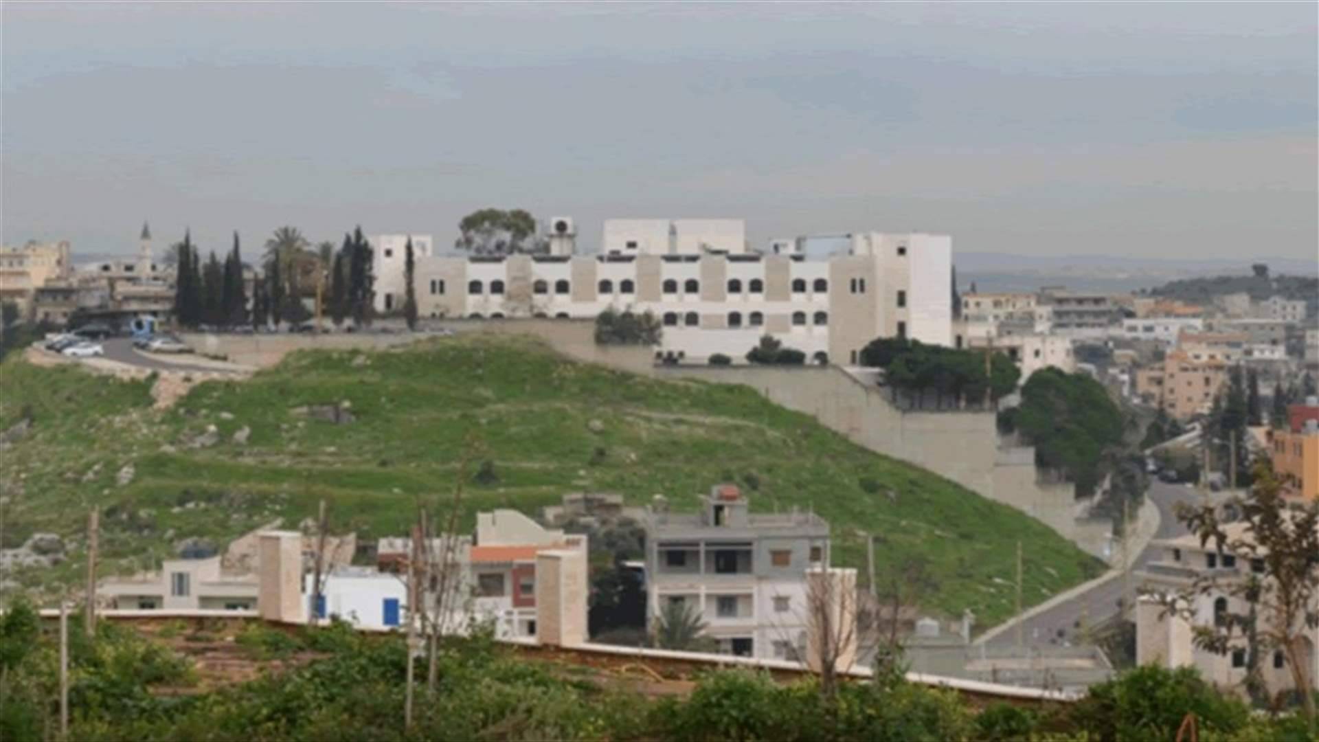 العثور على طفلة حديثة الولادة في أحد الأحراج... وهذا هو وضعها الصحي