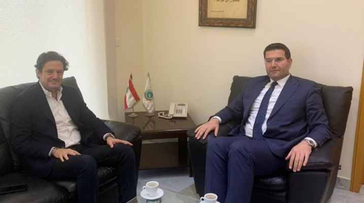 الحاج حسن بحث مع المكاري وضع آلية مواكبة إعلامية للقطاع الزراعي
