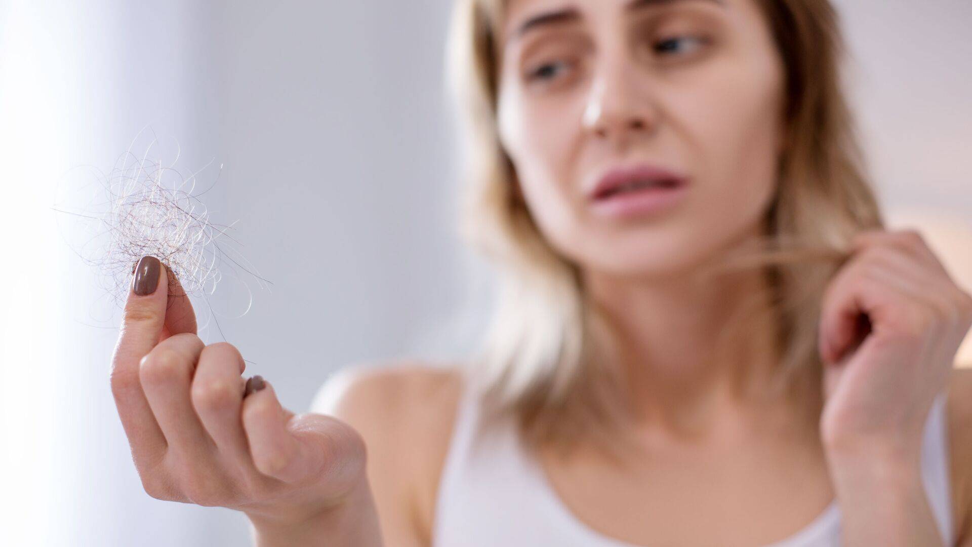 تساقط الشعر... إليكم الأطعمة التي يجب تفاديها للتخلّص من المشكلة