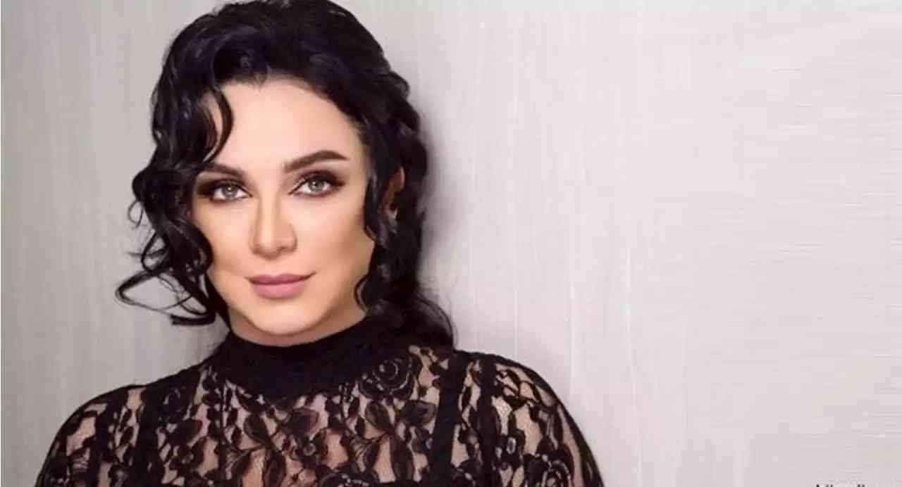 زملاء سلاف فواخرجي يفاجئونها بعيد ميلادها