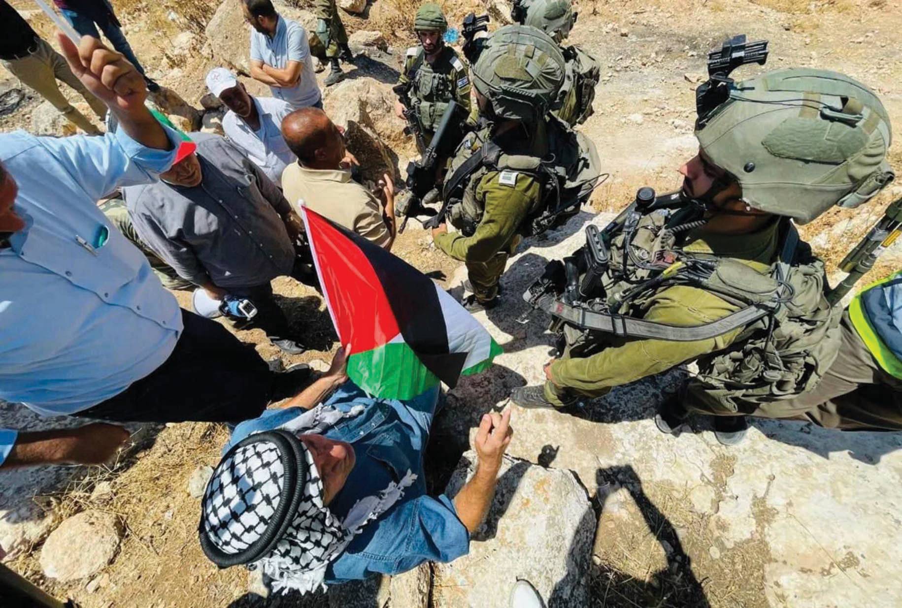 استشهاد فلسطيني في مخيم طولكرم
اعلام «اسرائيلي»: كفاءة «الجيش» تتبدد وتراجعه على كافة الجبهات