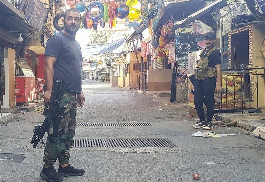 تهيئة الظروف الآمنة لعودة اللاجئين في مخيّم عين الحلوة
... والجيش ينفي التحضير لتنفيذ عمليّة عسكريّة