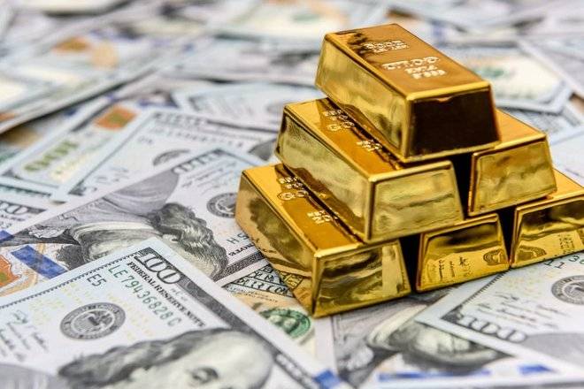 الذهب يرتفع من أدنى مستوياته في شهر بعد انخفاض الدولار