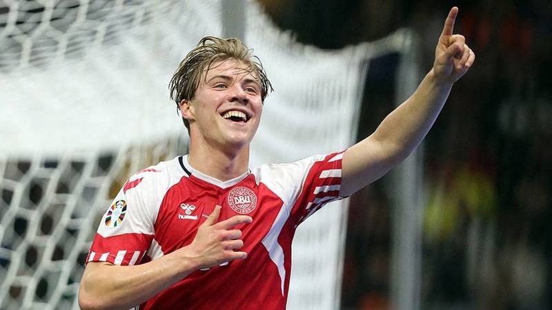 راسموس هويلوند... هل يتحول إلى 