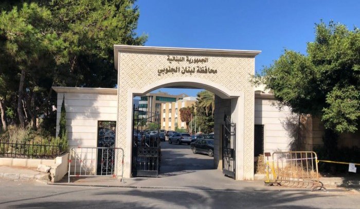 الإدارات العامة في سرايا صيدا عاودت
عملها بعد استقرار الهدوء في عين الحلوة