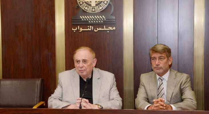 اجتماع للجنة الاقتصاد النيابية بحضور وزير الطاقة... البستاني يسأل وفياض يرد؟!