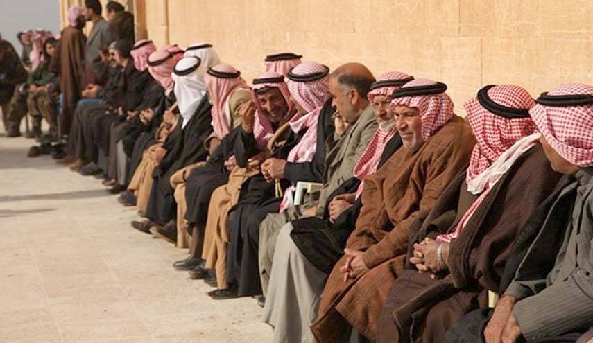 العشائر العربيّة تتجه لحصار القواعد الأميركيّة شعبياً وعسكرياً في سوريا
ضغوط أميركيّة غير مسبوقة فرملت الاندفاعة السعوديّة تجاه دمشق
غضّ النظر الأميركي عن الالتزام بقانون قيصر انتهى والحصار شامل