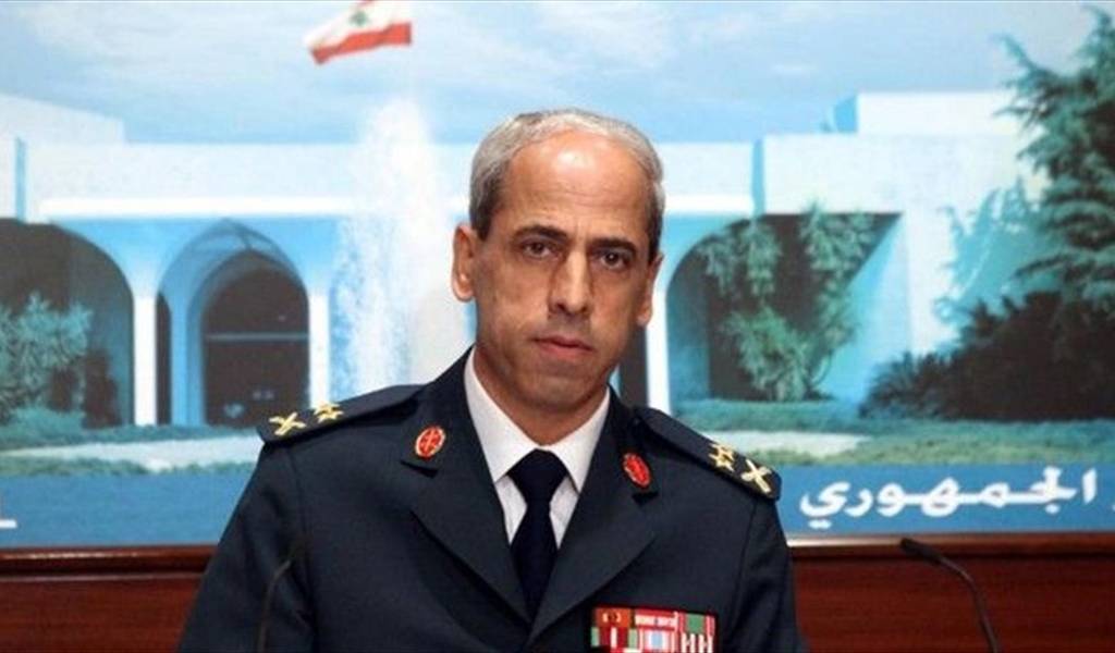 اللواء خير تفقد المبنى الذي شب فيه الحريق على طريق المطار