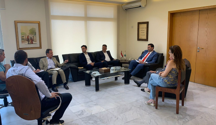 سبل تعاون القطاعين العام والخاص