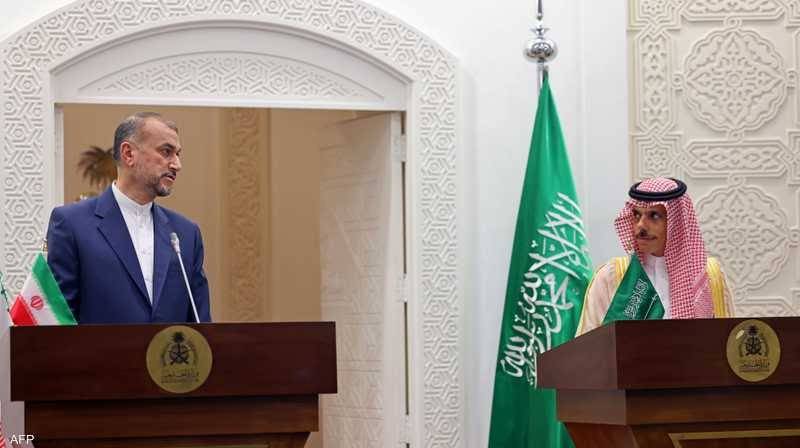 لقاء "مثمر" بين وزيري خارجية السعودية وإيران... ودعوة للانتقال بالعلاقات إلى "مرحلة جديدة"