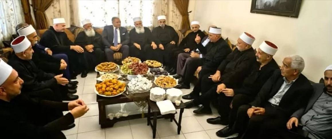 مُكرّماً من كبير مشايخ البياضة
المرتضى: يروّجون لما ينافي إيماننا مسلمين ومسيحيين
ويعملون على تنفيذ أجندّات شيطانيّة في لبنان