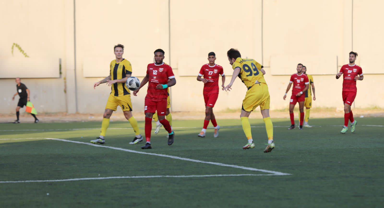 العهد يعود من بحمدون بالنقاط الثلاث
بفوزه على الأهلي النبطية (4-0)