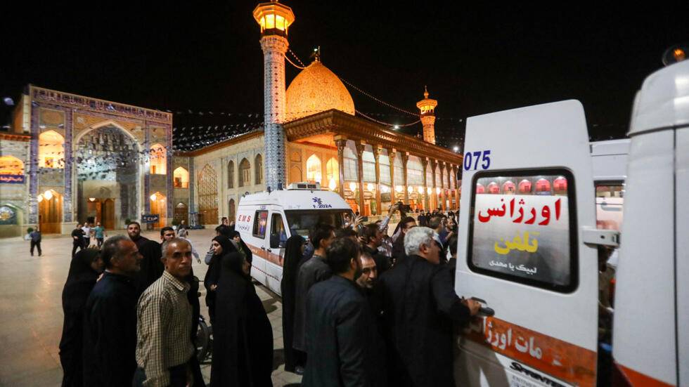 إيران: إعتقال العنصر الرئیس الداعم للهجوم على مرقد 