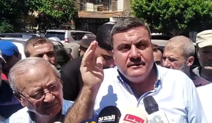 إعتصام أمام دائرة التربية في طرابلس
رفضاً لقرار الحلبي برفع رسوم التسجيل