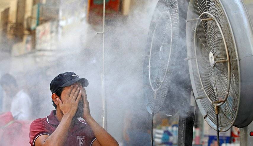إرتفاع غير مسبوق في درجات الحرارة يصل الى نصف درجة الغليان بـ 8 محافظات عراقية