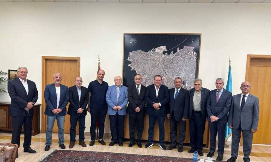 شقير هنأ درويش برئاسة بلدية بيروت