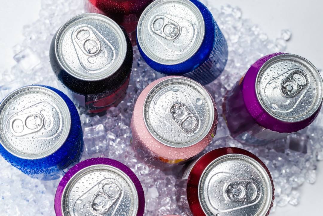 مشروبات طاقة يروّج لها عبر منصّة "التيك توك" قنابل موقوتة
تفتك بصحّة الأطفال وتُلحق الضرر بالكبار... والعبارات التحذيريّة على العبوات خجولة!