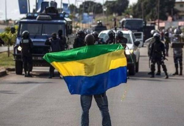 قلق أوروبي من انقلاب الغابون... بوريل: تأكيد الانقلاب سيفاقم عدم الاستقرار في المنطقة بأكملها