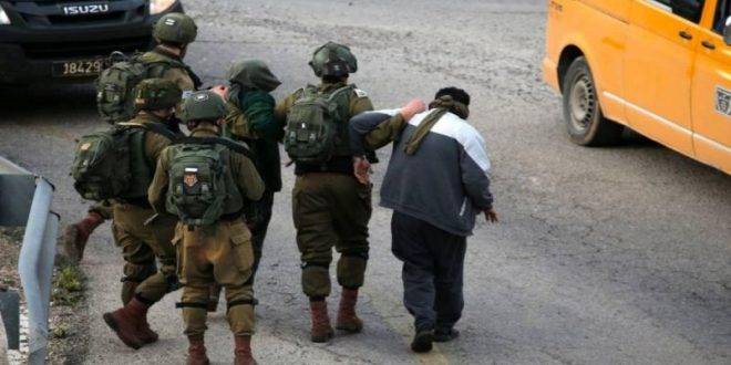 الاحتلال يعتقل 18 فلسطينياً من الضفة بينهم 3 مصابين