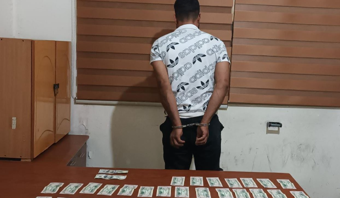 توقيف شخص يروّج 
عملة أميركيّة مُزيفة في جدرا