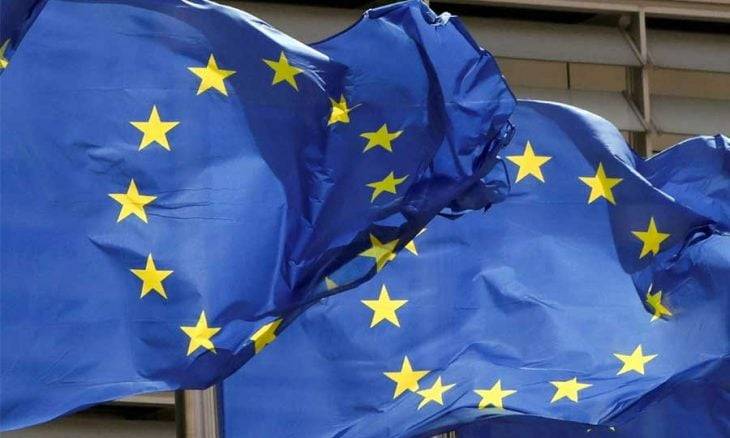 مفوض أوروبي يستبعد تمديد تعليق قواعد الميزانية حتى 2024