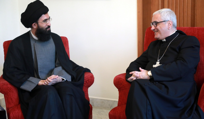 المستشار الثقافي الإيراني بحث آفاق
الحوار الإسلامي- المسيحي مع عبد الساتر