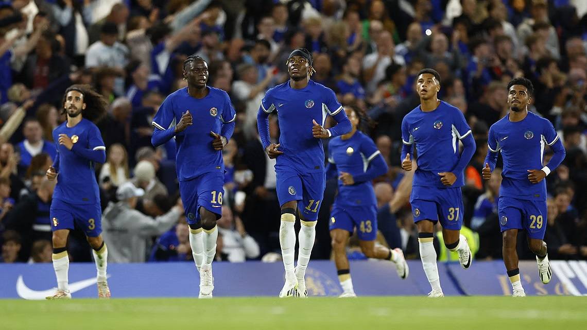 كأس الرابطة الإنكليزية: تشيلسي يعبر عقبة ويمبلدون ولينكولن يطيح بشيفيلد