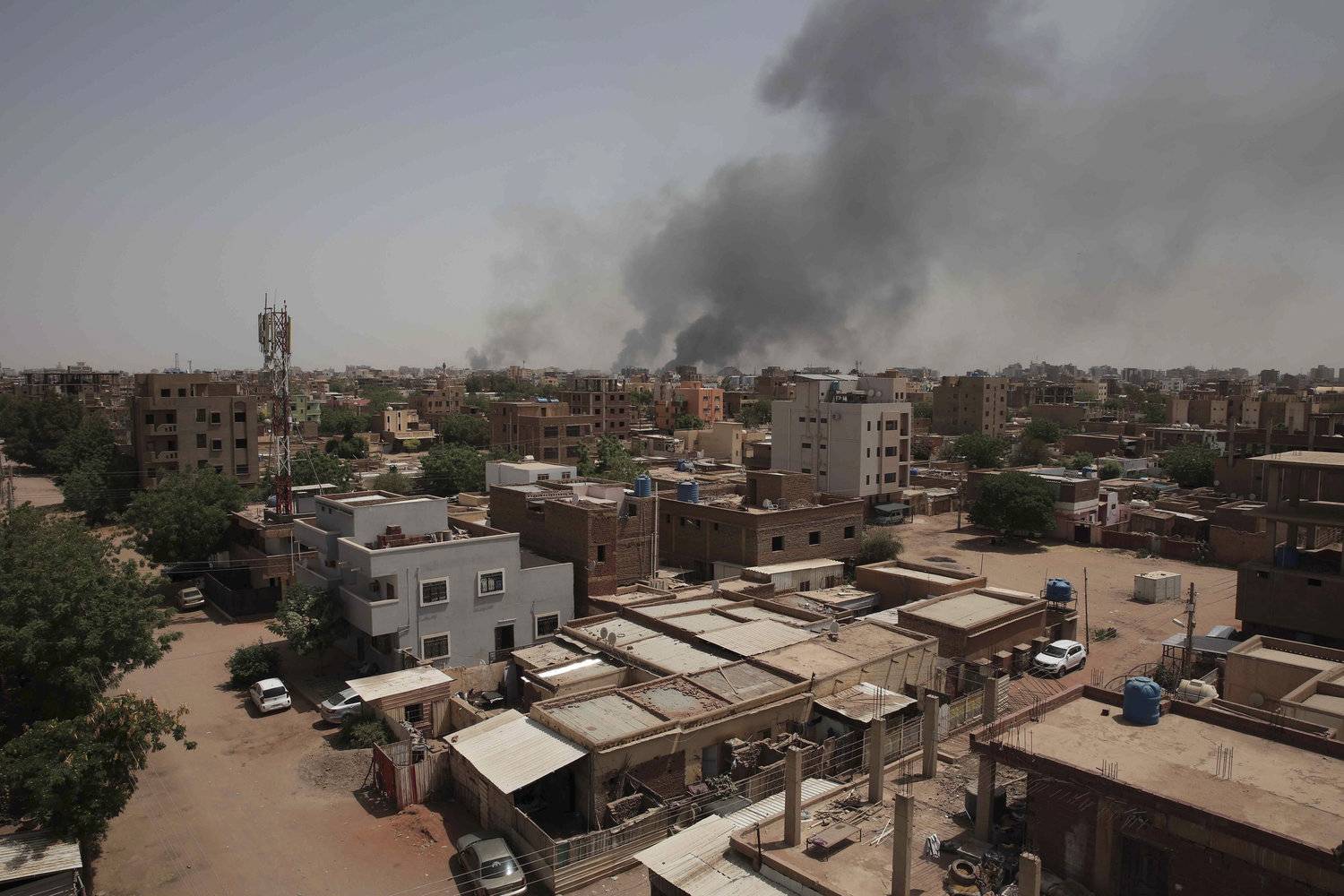 الخارجية السودانية تستنكر لقاء رئيس مفوضية الاتحاد الإفريقي بممثل للدعم السريع
