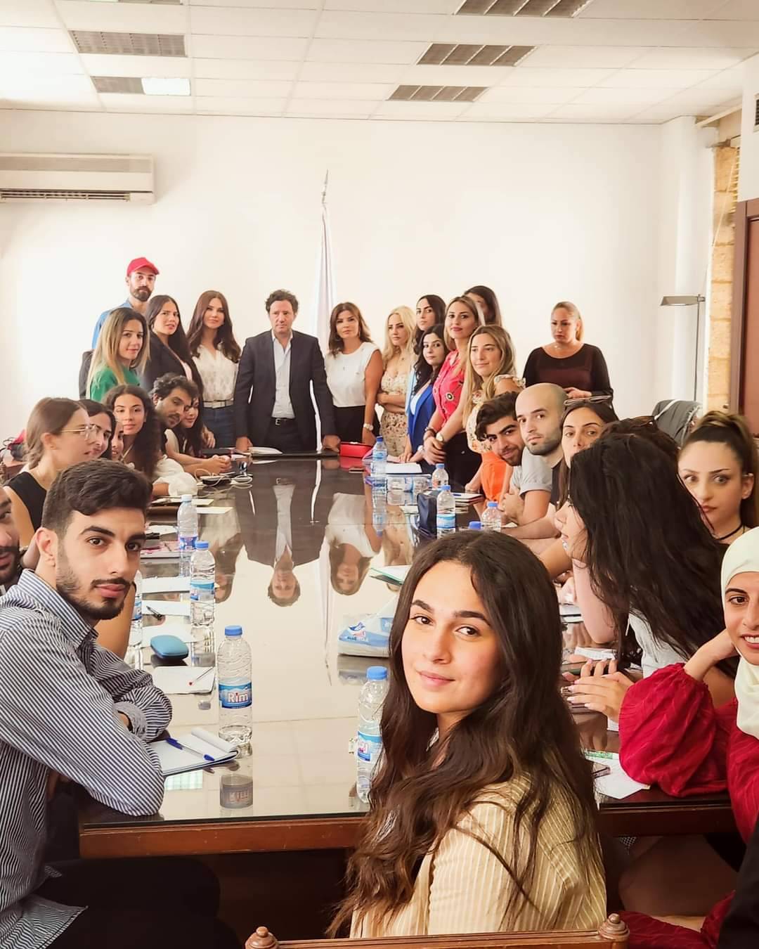 وزير الاعلام يطلق دورة تدريبية "إتقان العمل الصحافي" من تقديم نسرين ظواهرة وبمشاركة منى أبو حمزة