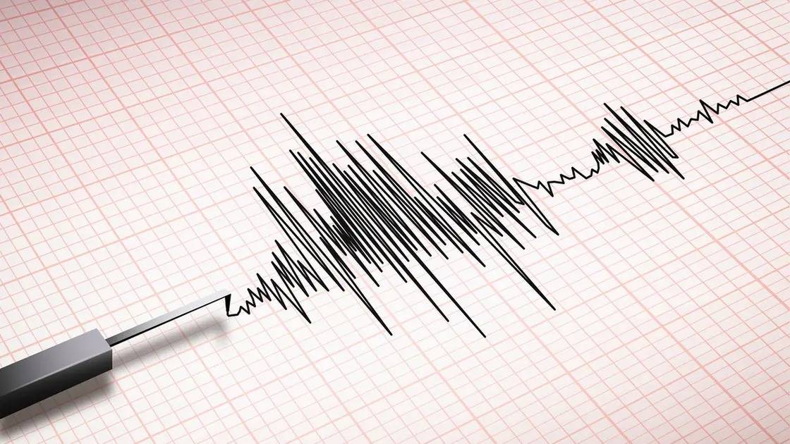 زلزال بقوة 5.5 يضرب منطقة عند الحدود بين تشيلي وبوليفيا
