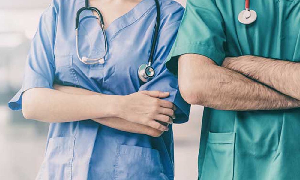 لجنة الإدارة والعدل تقرّ إنشاء نقابة للممرضين