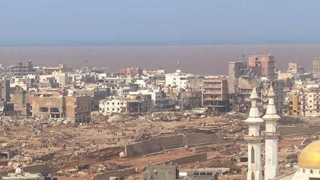لماذا كانت مدينة درنة الأكثر تضررا من العاصفة "دانيال"؟