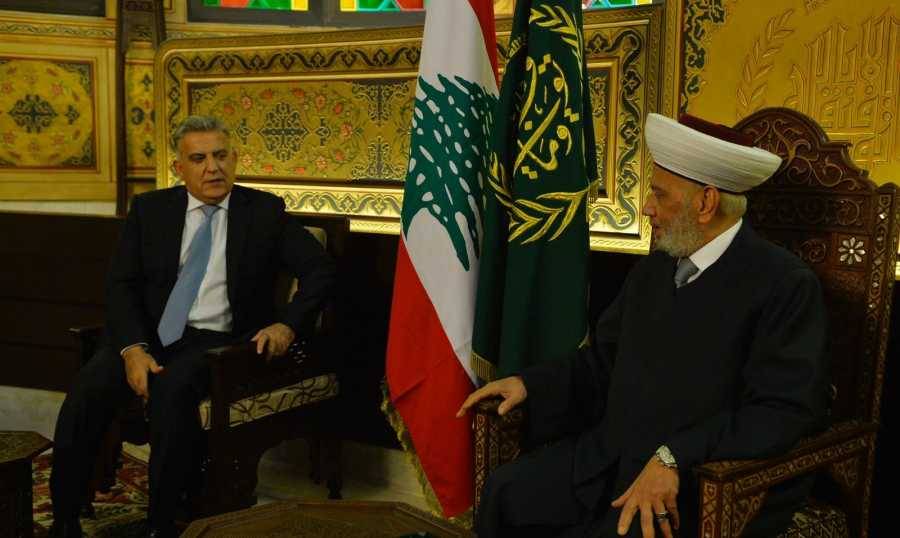 اللواء ابراهيم مهنئا المفتي دريان: دار الفتوى يحتاج رجالا حكماء