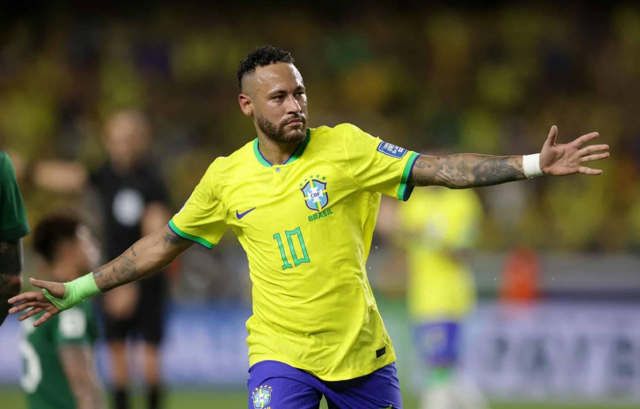 البرازيل تكتسح بوليفيا بخماسية في تصفيات كأس العالم
ونيمار يتجاوز بيليه ويصبح أفضل هدافي السيليساو