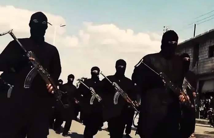 أفلام من داخل عين الحلوة توثق انتشار "داعش"؟