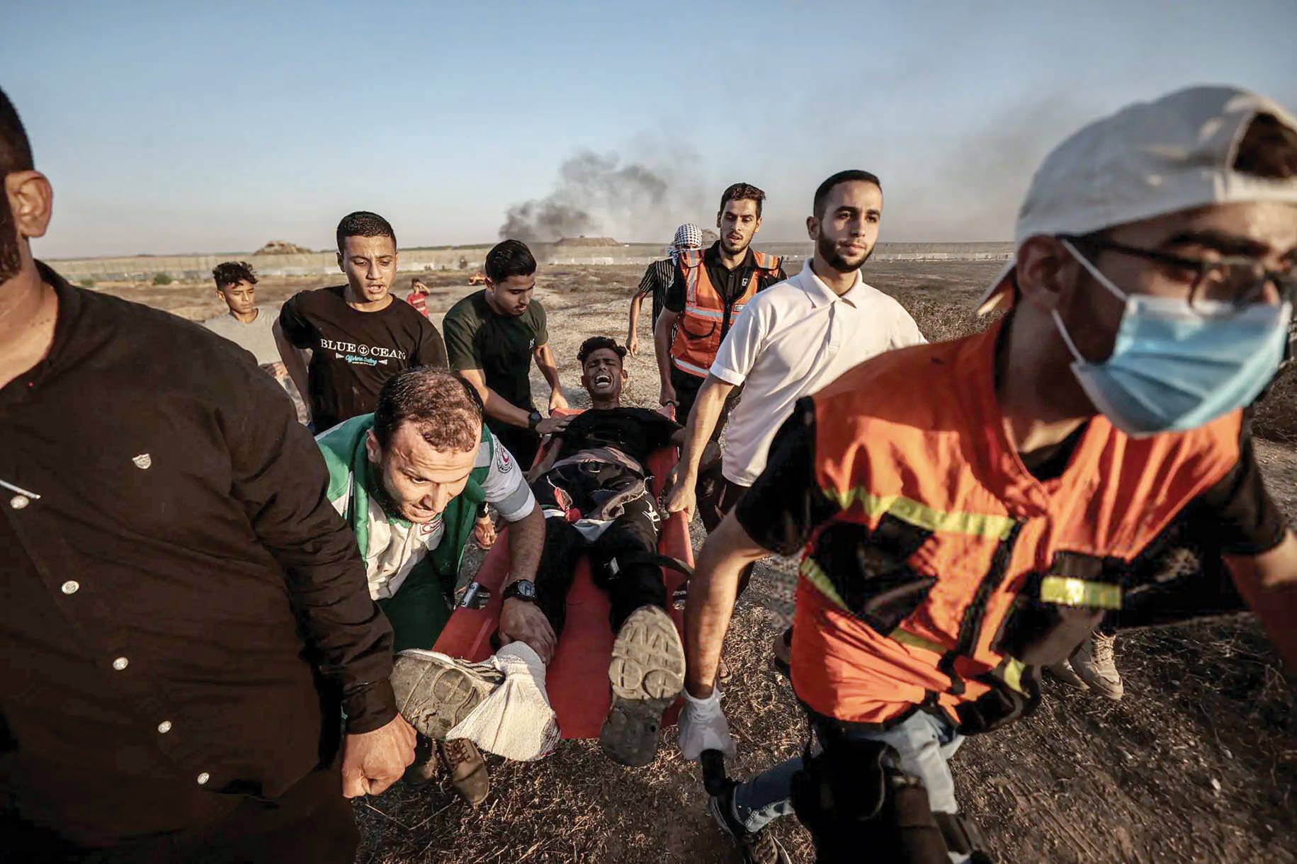البنك الدولي: قيود «إسرائيل» تعرّض الإقتصاد الفلسطيني للخطر
قوات الإحتلال مدّدت إغلاق غزّة... نتنياهو: مكان اللقاء مع بايدن غير مُهمّ