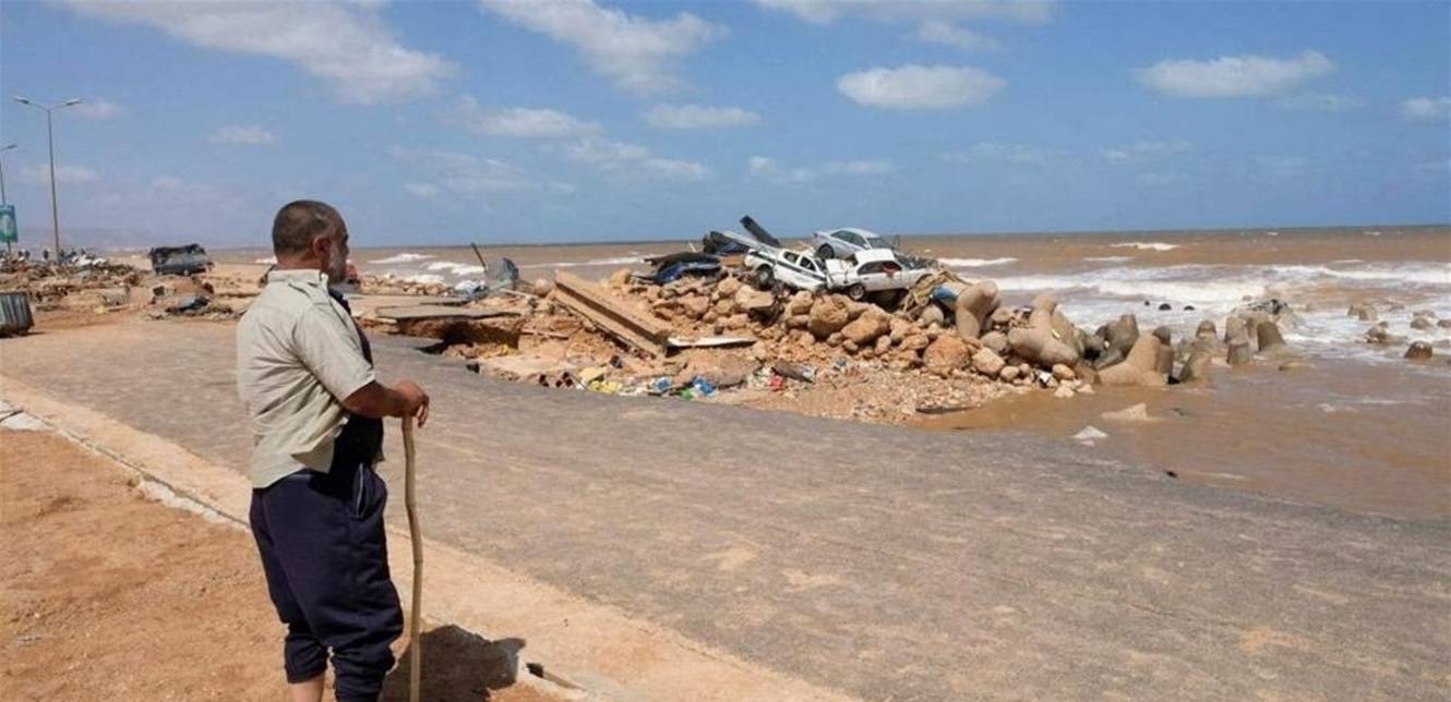 ممثلة سورية شهيرة تعلن فقدان ابن شقيقتها وعائلته بفيضانات ليبيا.. وتطلب المساعدة للبحث عنهم