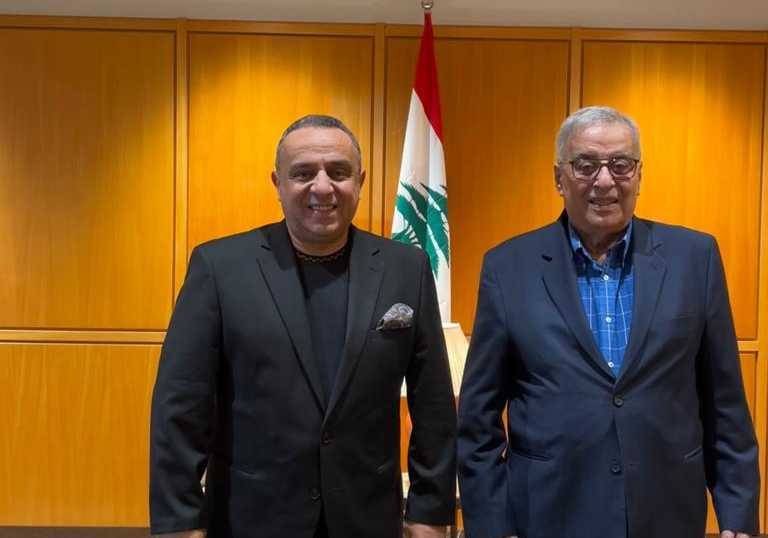 فتوح الى الجزائر للمشاركة في اجتماعات

مجلس محافظي البنوك المركزية العربية!