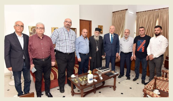 كرياكوس اطلع من دبوسي على ملف

تشغيل مطار القليعات وايد التحرك