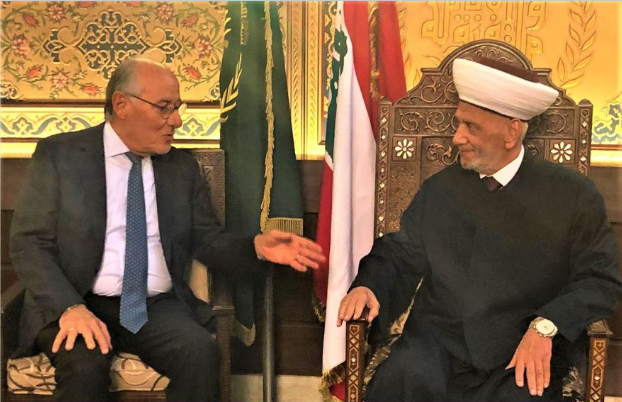التقى وفداً نيابياً بقاعياً
دريان عرض مع الحلبي
تحدّيات العام الدراسي