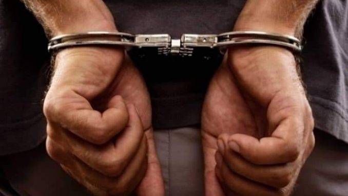 توقيف شخصين في منطقة المنارة